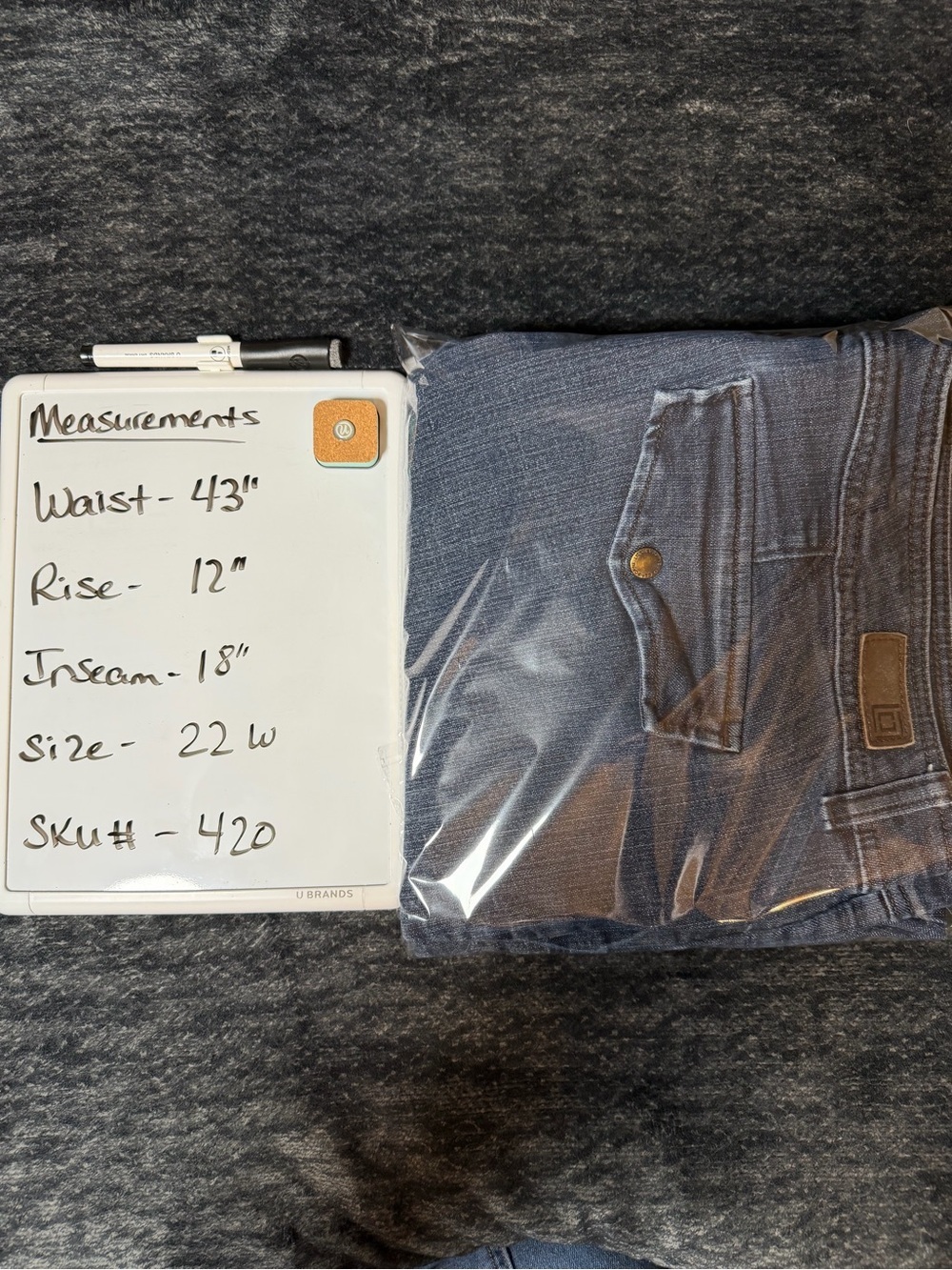 Liz Claiborne Slim Power Crop Jeans 22W Blue Stretch Plus Size Denim - Picture 8 of 8